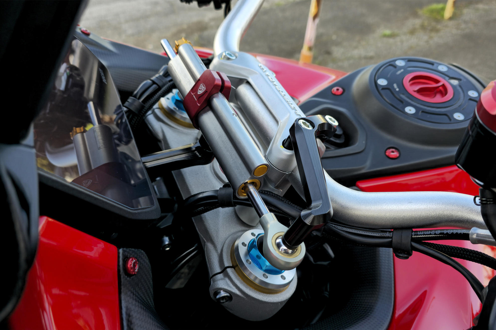 CNC Racing Комплект крепления рулевого демпфера Multistrada V4 Pikes Peak / RS SD115