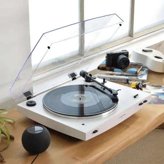Audio-Technica AT-LP3XBTWH White