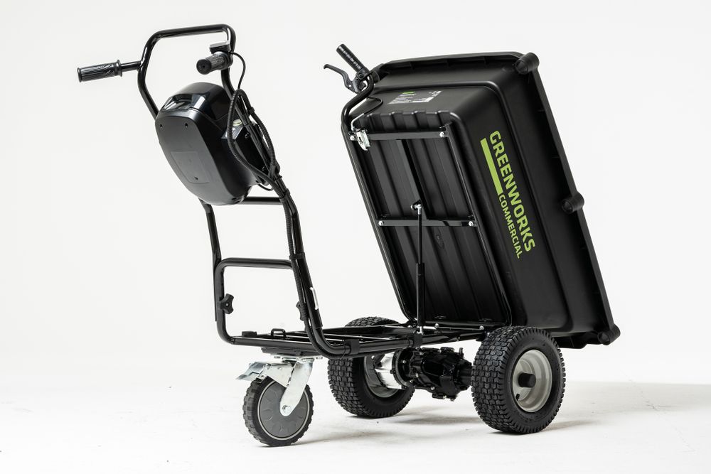 Аккумуляторная самоходная садовая тележка Greenwork 82GCK25, 7400607UA,82v, 106 л, АКБ 2.5 А·ч и ЗУ