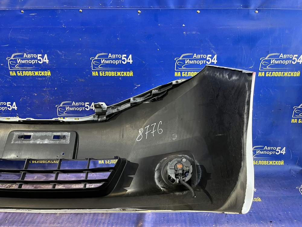 Бампер передний NISSAN SERENA 2010-2013