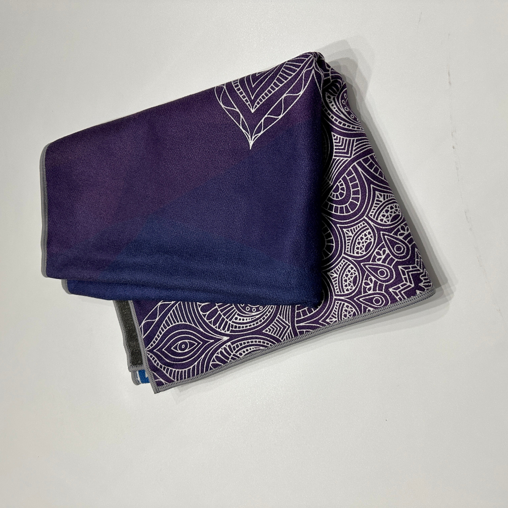 Полотенце для йоги Yogatops Colors из микрофибры, 183*64 см