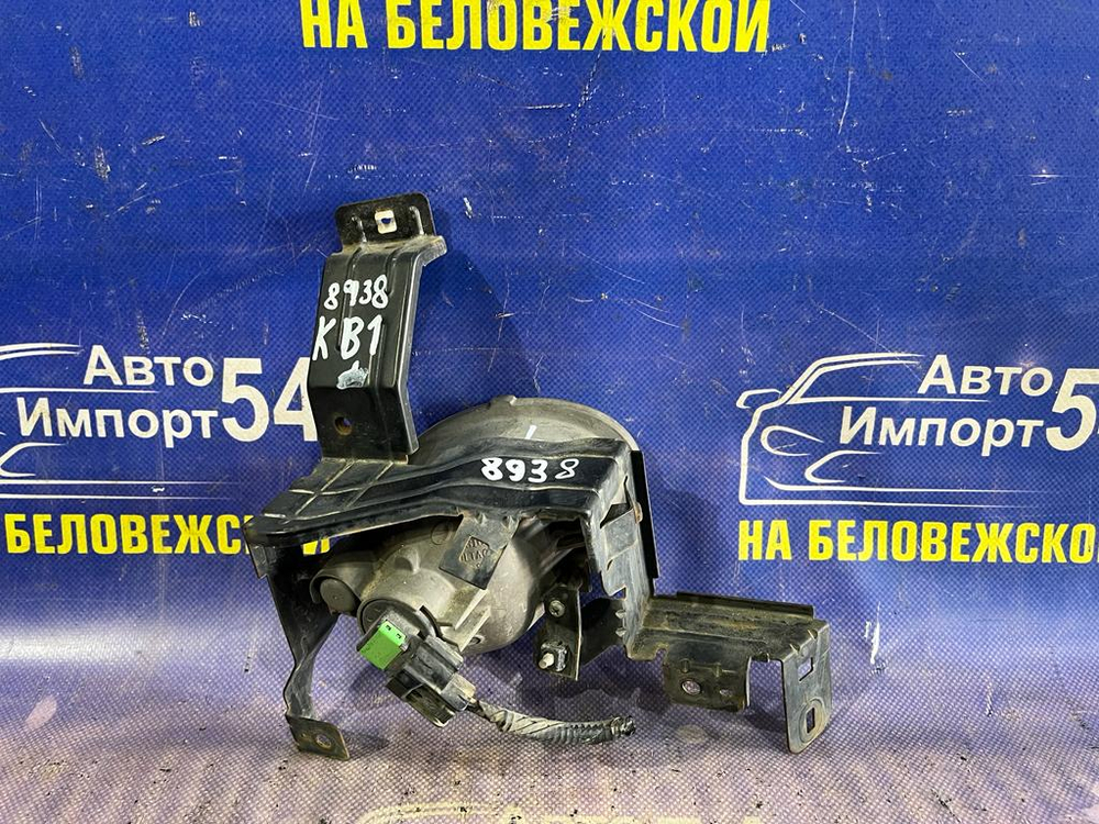 Туманка левая Honda LEGEND 2004-2008