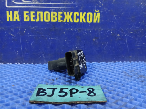 Расходомер MAZDA FAMILIA 2003