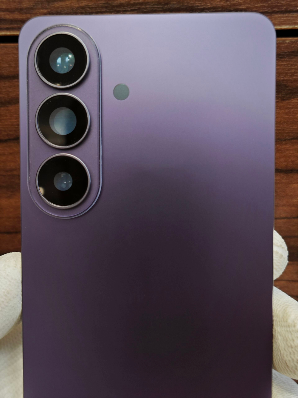 Задняя крышка ПРЕМИУМ для Samsung S26 S942B / S941B ( заднее стекло ) Цвет: Чёрный / Black