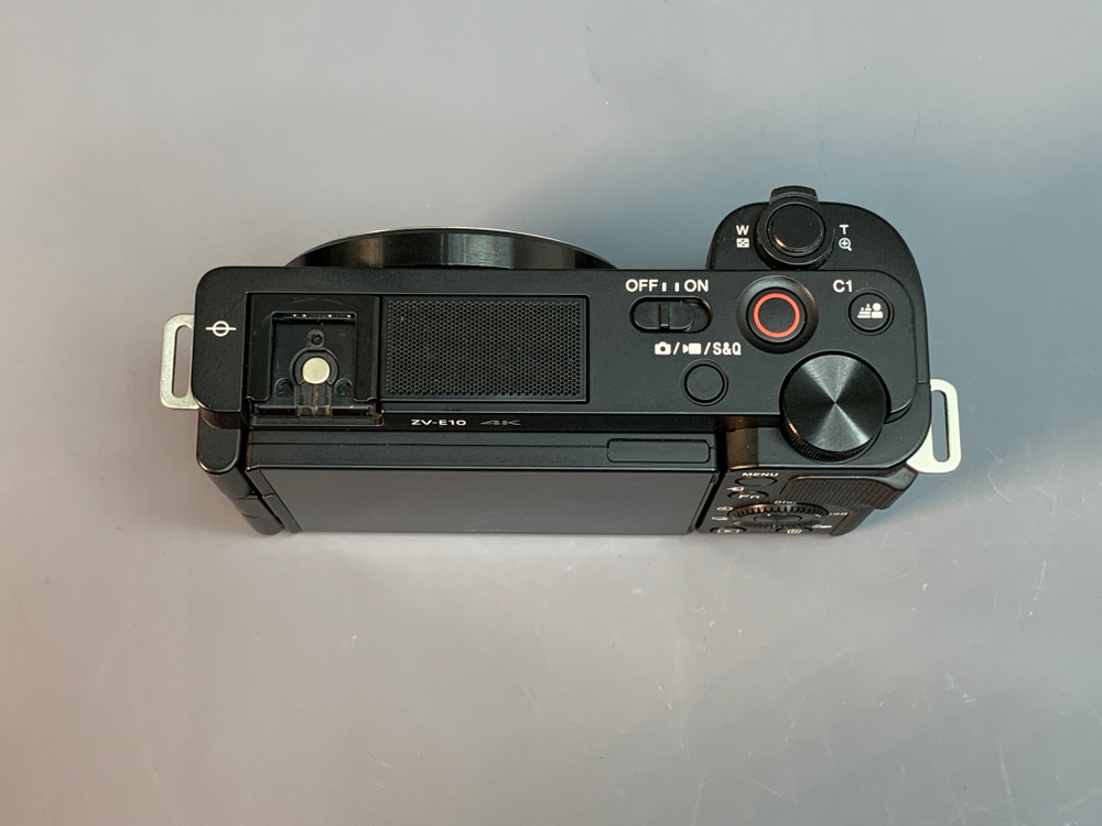 Sony ZV-E10 Kit 16-50mm 2.100 кадров