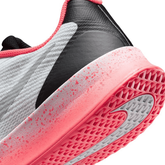 Кроссовки женские Nike W Vapor Lite 3 HC PRM