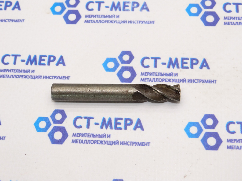 Фреза концевая ц/х 8 мм z=4 Р6М5