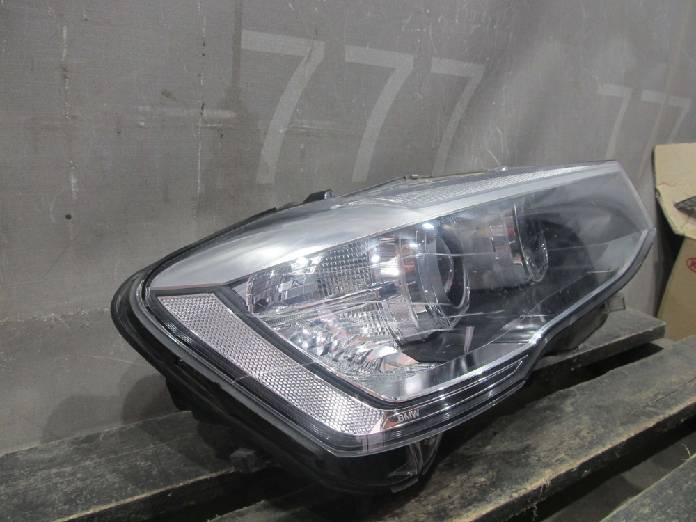 Фара правая BMW X3 (F25) 14-17 Б/У Оригинал 740001805