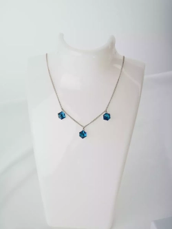 Колье Миражи с синими кристаллами-хамелеонами Swarovski