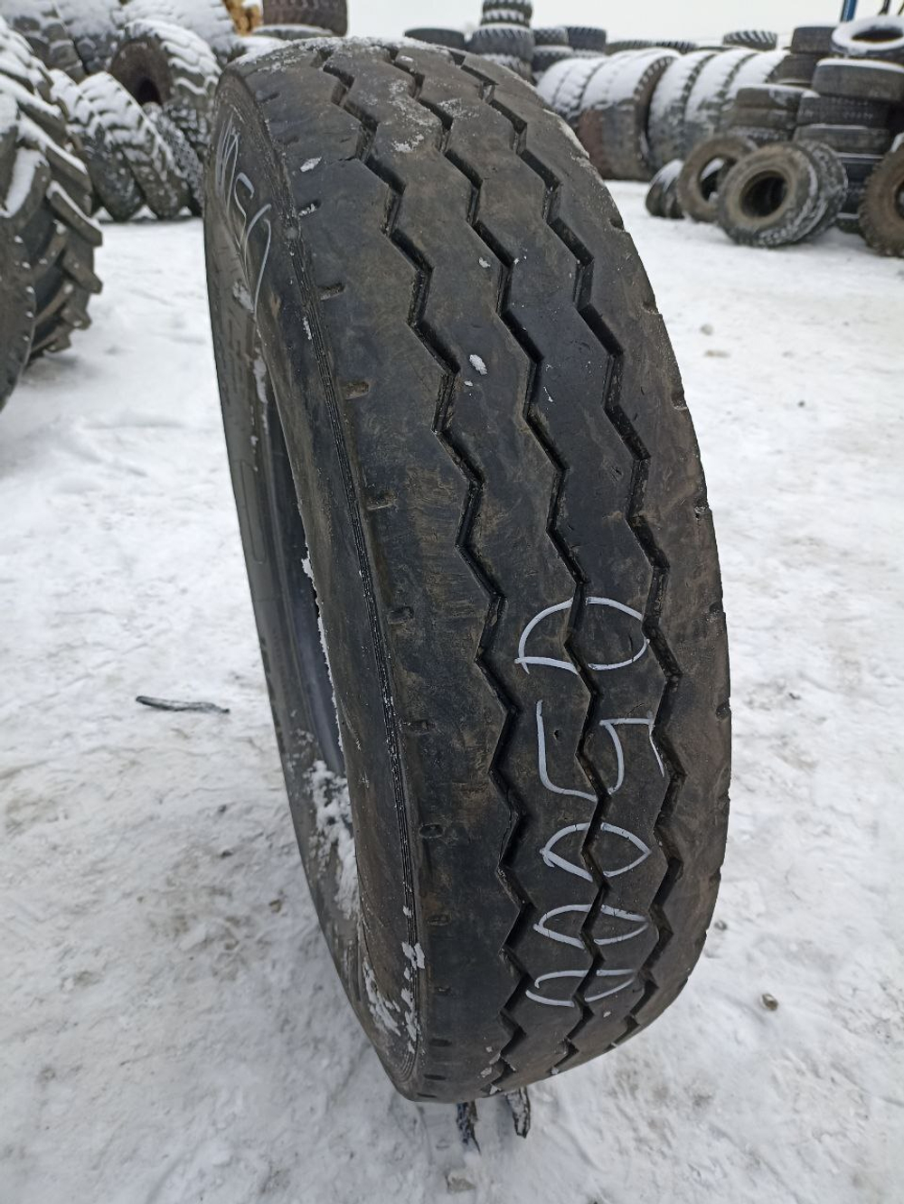 11R22.5 Kama NF701 шина б/у