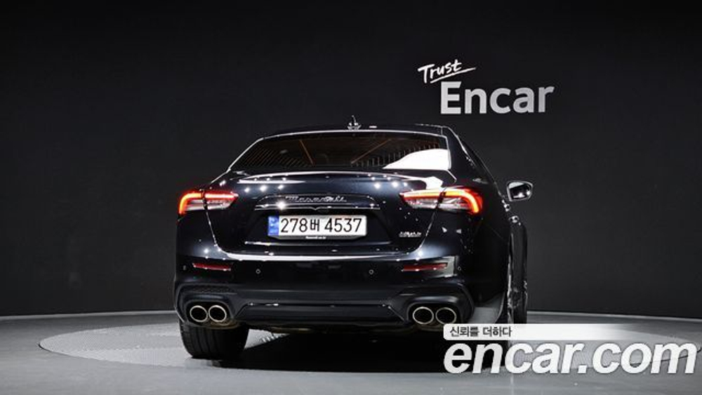 Maserati Ghibli 3.0 — 2022