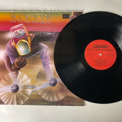 Винтажная виниловая пластинка LP Scorpions Fly To The Rainbow (Россия 1994)