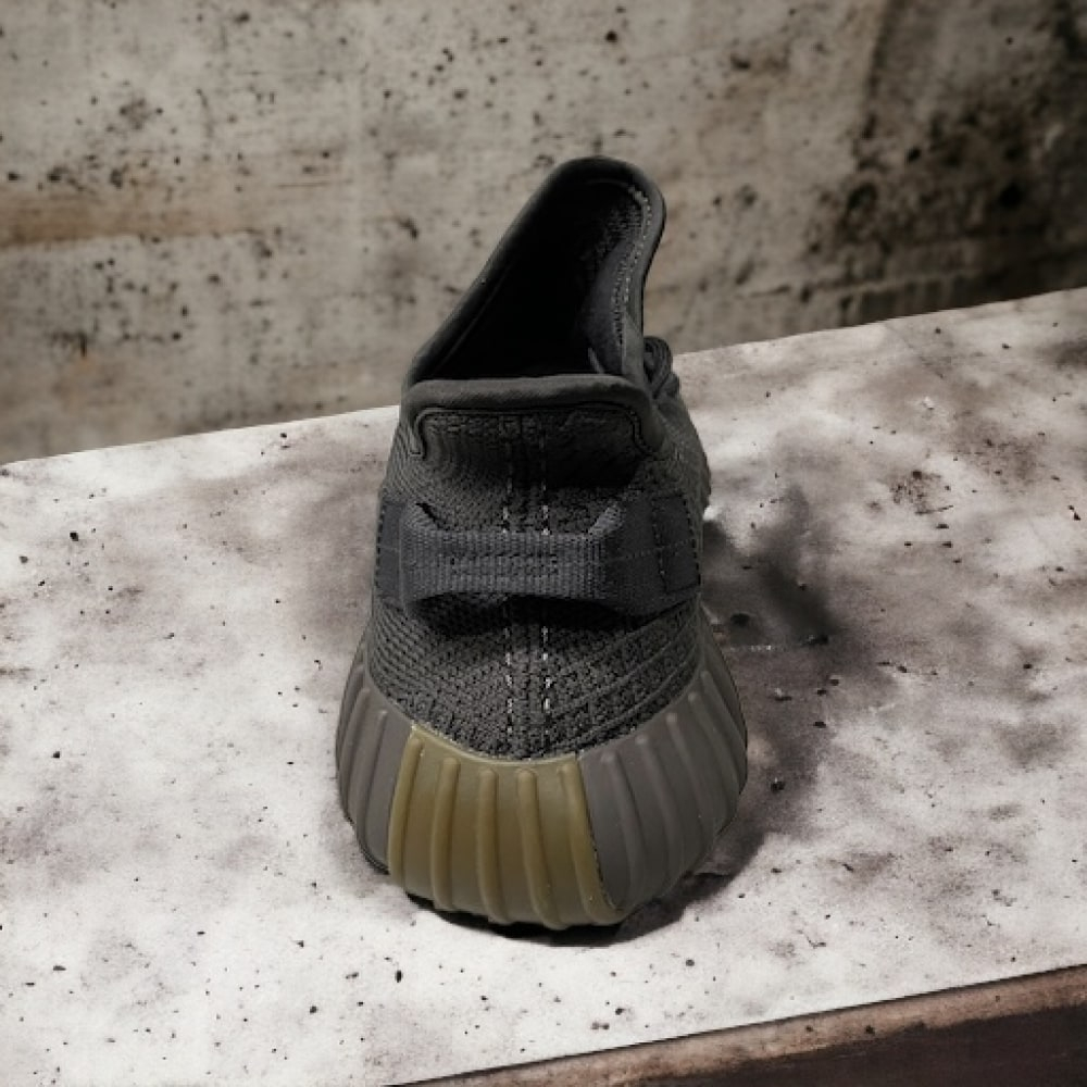 Adidas Yeezy Boost 350 V2 Premium • Cinder