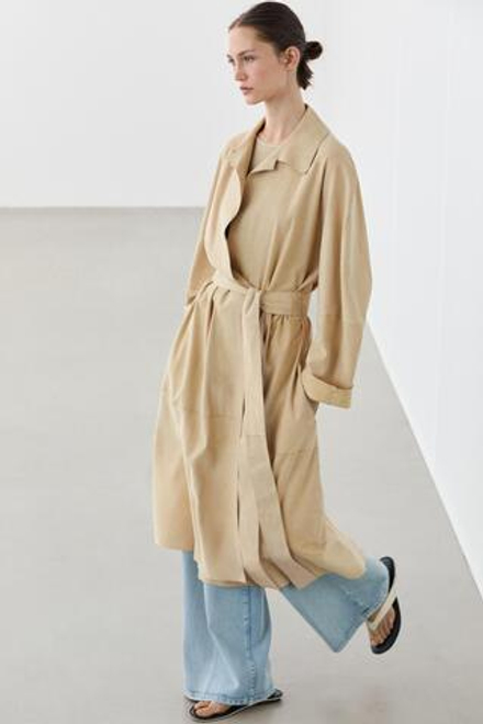 Massimo Dutti Длинное пальто из замши, бежевый