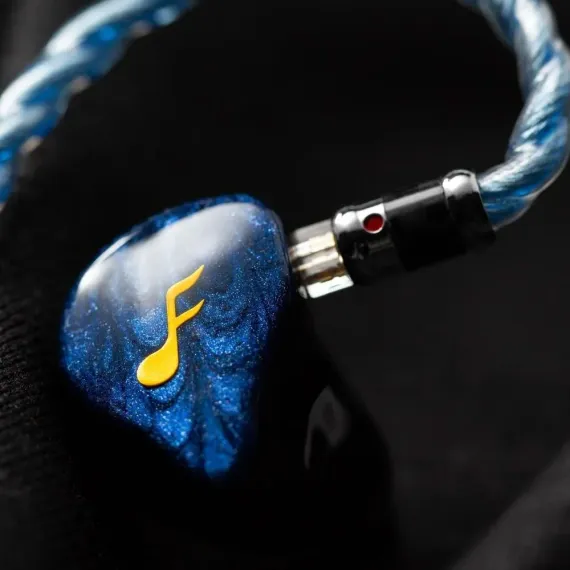 FATfreq Maestro SE Universal Blue