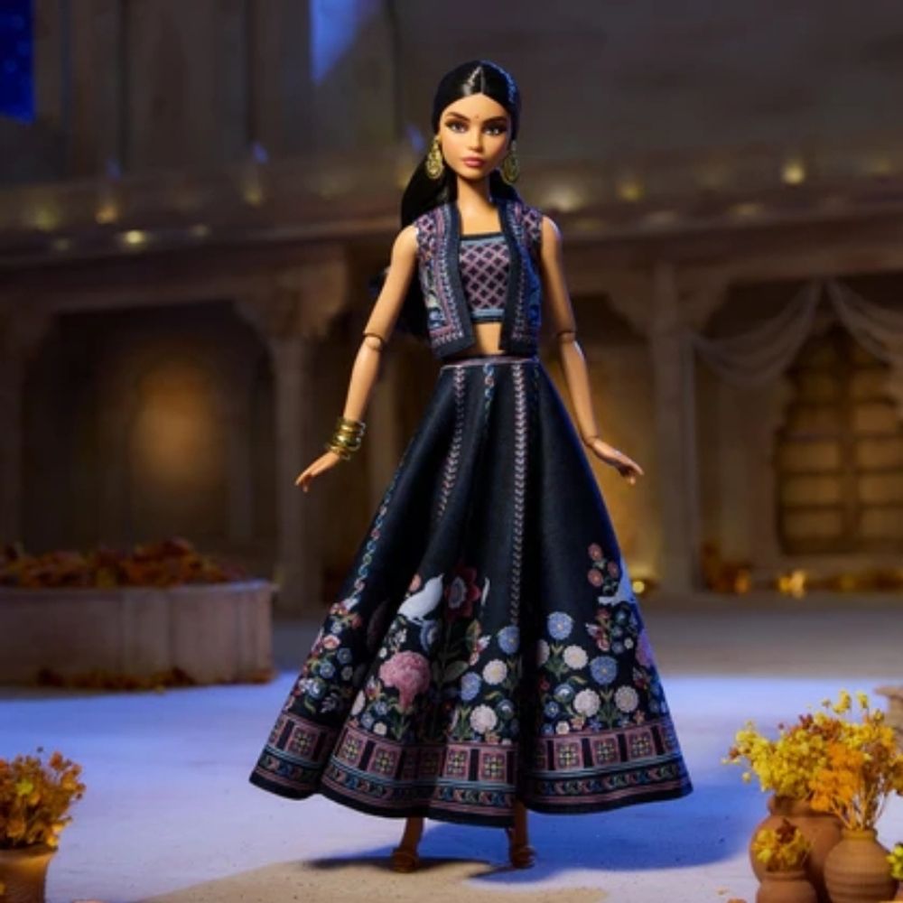 Кукла Diwali Barbie by Anita Dongre