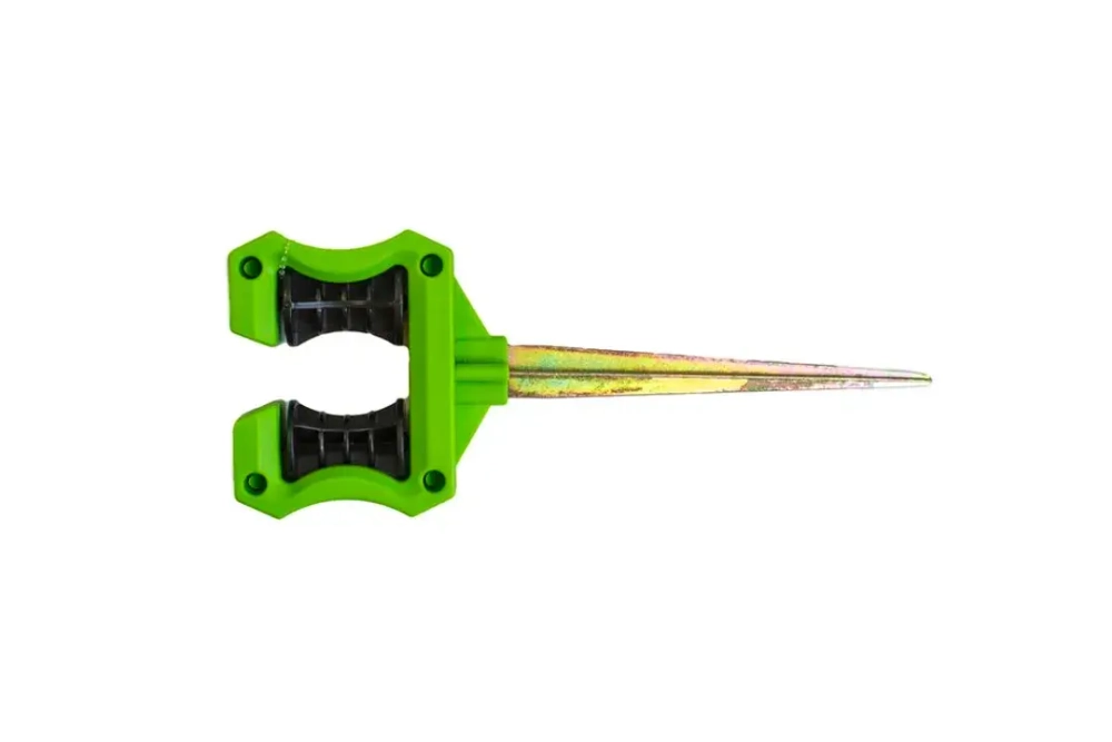 Направляющая для садового шланга на металлической пике WMC TOOLS WMC-TG7505018