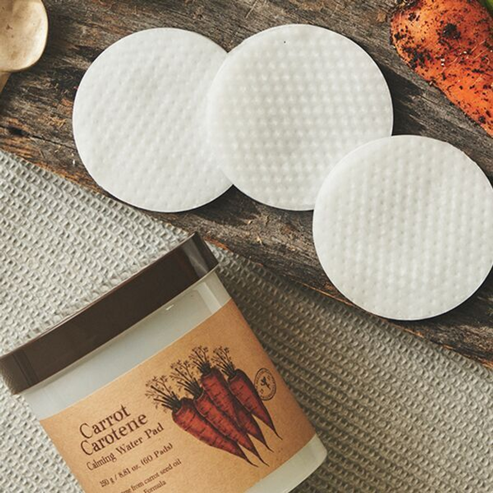 Успокаивающие тонер-пэды с экстрактом моркови SkinFood Carrot Carotene Calming Water Pad, 60шт