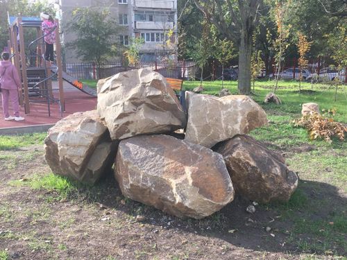 Глыба камень декоративный Андезит Глыба камень декоративный Андезит
