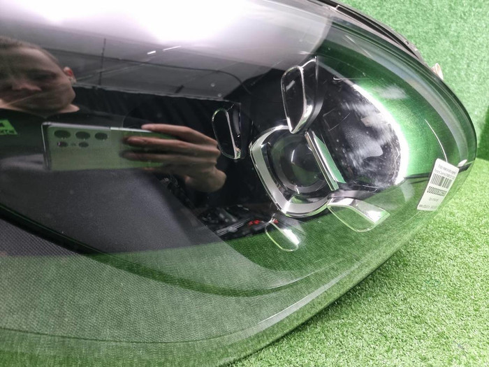 Фара левая Porsche Cayenne 3 (2017-2023) LED