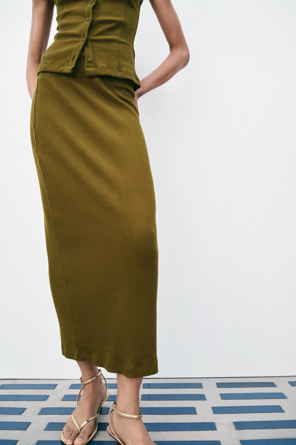 ПРЯМАЯ ЮБКА В РУБЧИК — ZARA