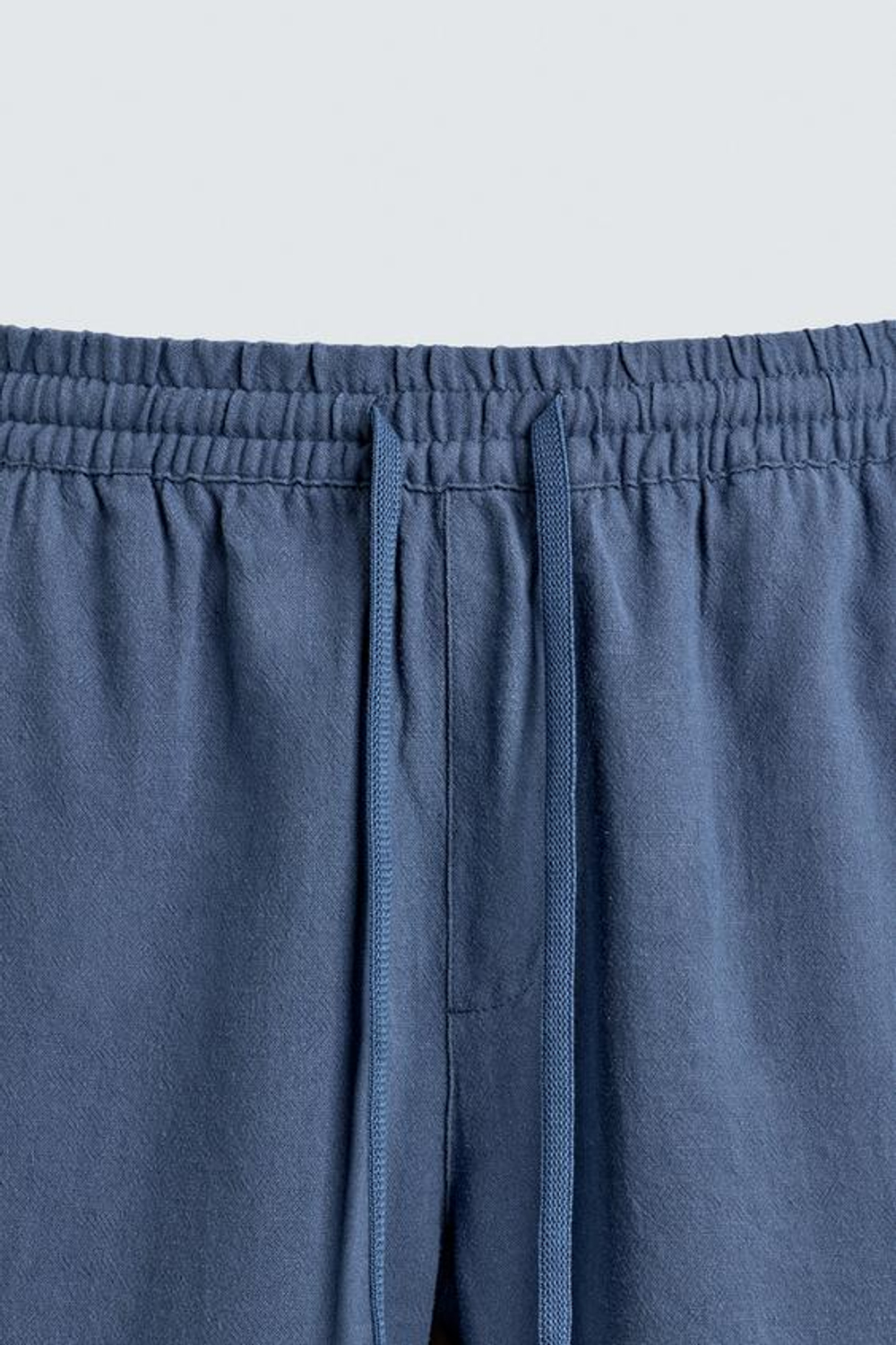 ZARA БЕРМУДЫ RELAXED FIT ИЗ ВИСКОЗЫ И ЛЬНА, ГОЛУБОЙ