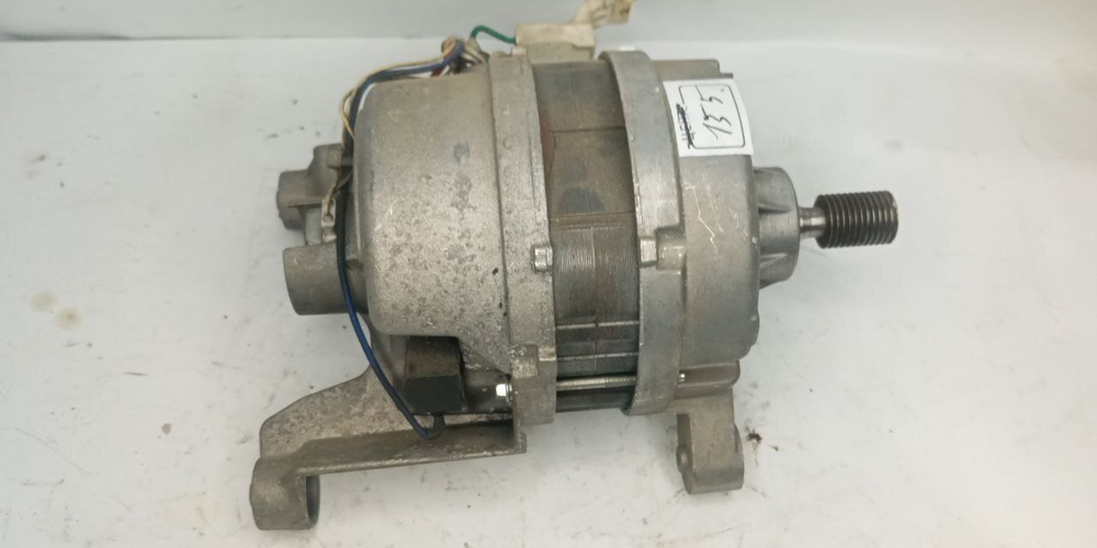 155 Двигатель для стиральной машины Electrolux AEG Zanussi 1247010026 б/у