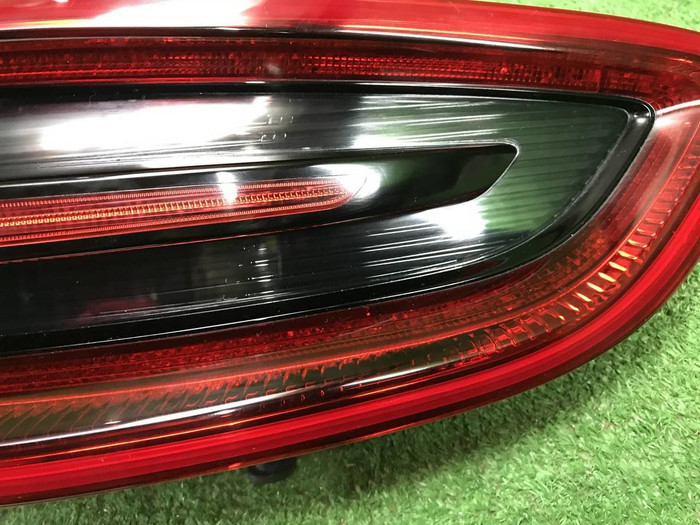 Фонарь правый внешний Porsche Macan 95b (14-18)