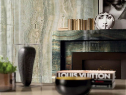 ECCENTRIC LUXE