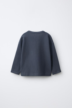 ZARA ОДНОТОННАЯ ФУТБОЛКА С ВАФЕЛЬНЫМ УЗОРОМ, СВИНЦОВЫЙ