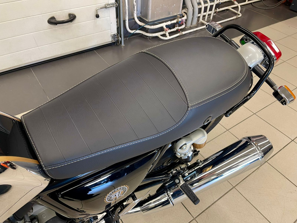 Royal Enfield 650 CONTINENTAL GT (MR Clean)
