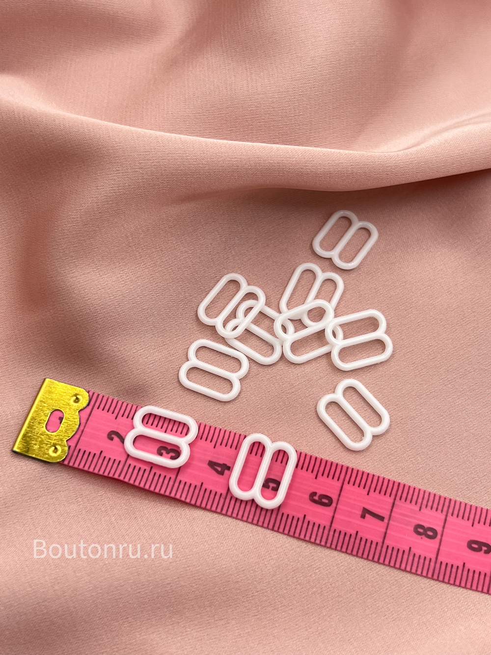 Регулятор белый пластиковый
