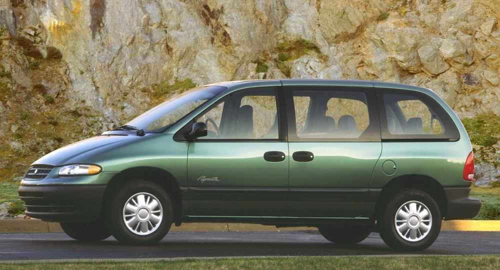 Порог передний левый Chrysler Voyager 3, Dodge Caravan 3 (1мм)