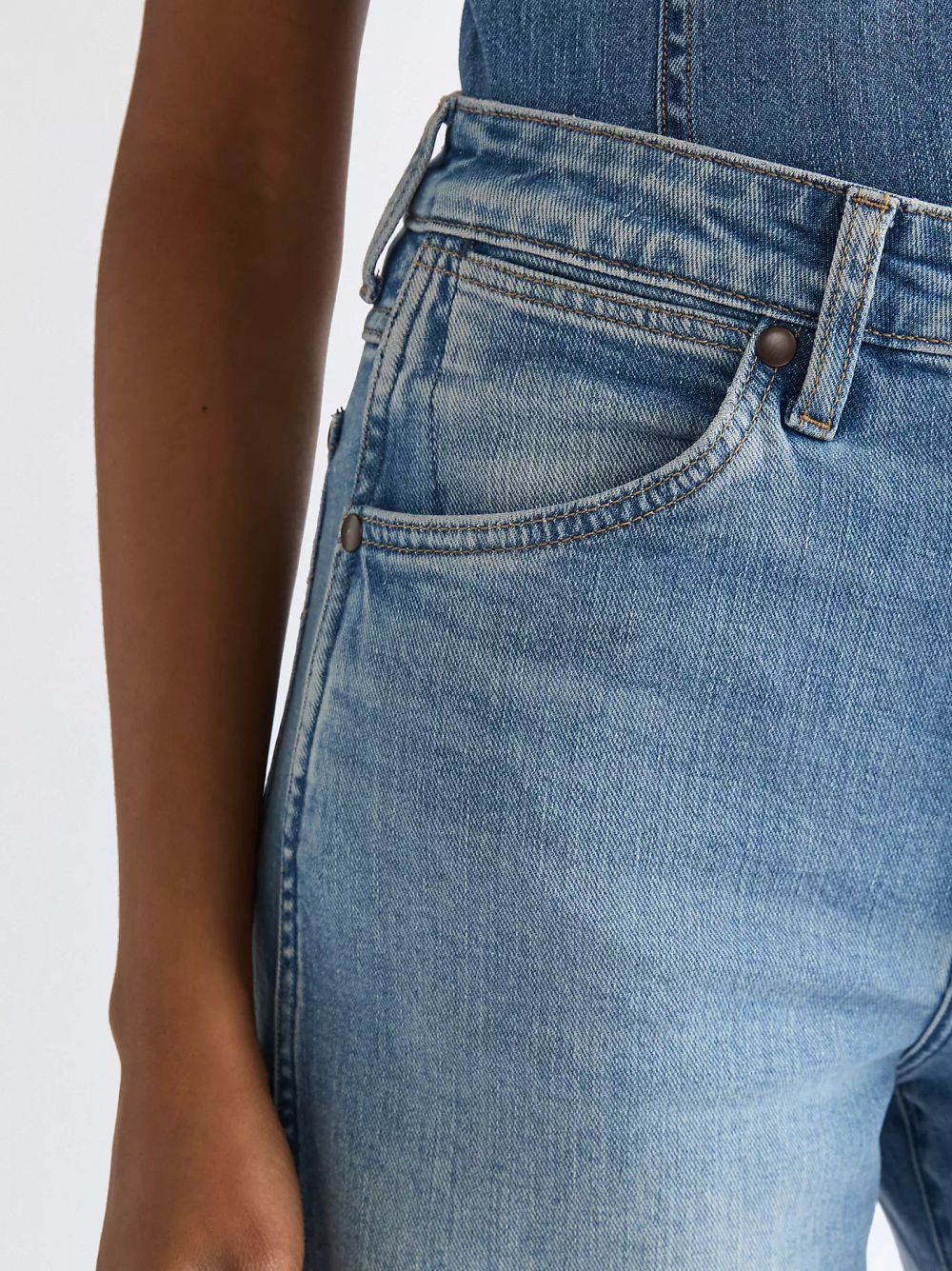 Джинсы женские WRANGLER CANYON AMERICAN BLUE