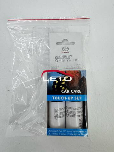 Краска 070 Toyota (белый жемчуг) PZ448-W0700-09 PZ448W070009
