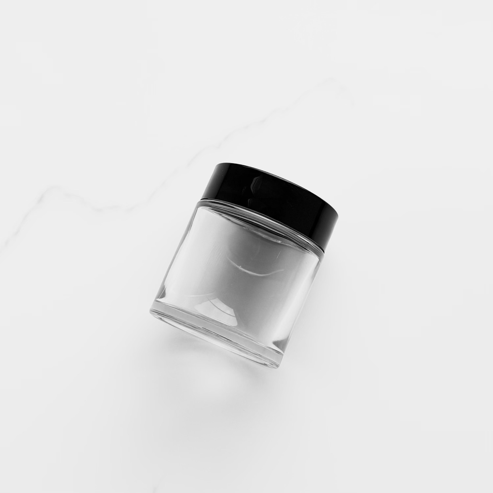 НОВИНКА! БАНОЧКА SHINE 100 ml в комплекте с черной глянцевой пластиковой крышкой (внутри белый вкладыш)