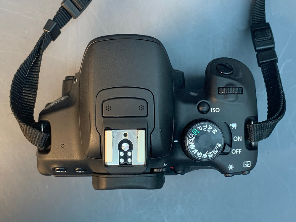 Canon EOS 650D 6793 кадров