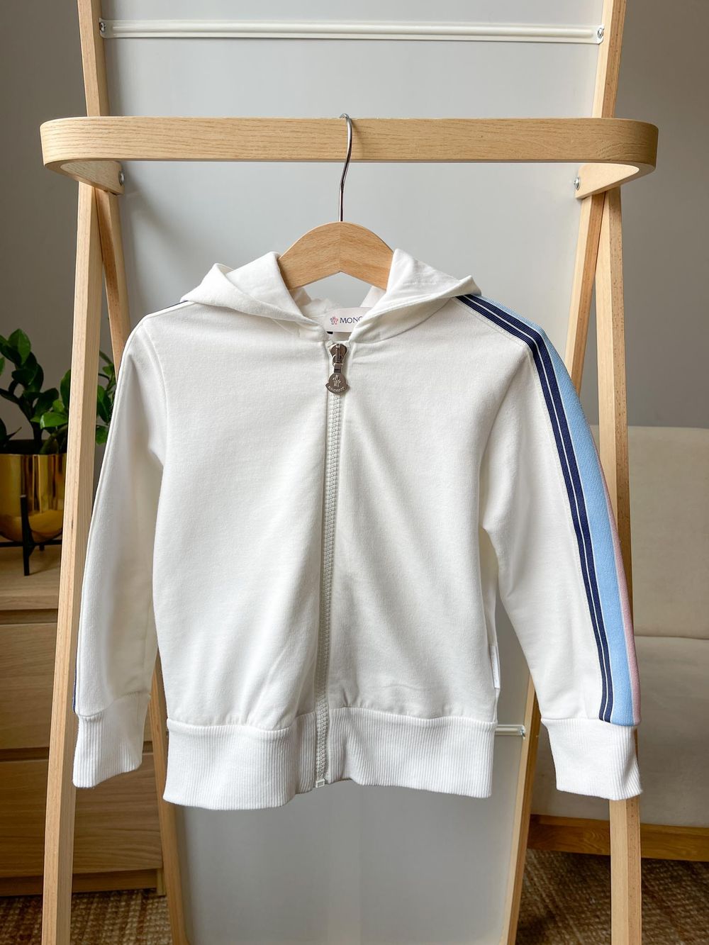 Костюм Moncler, 104