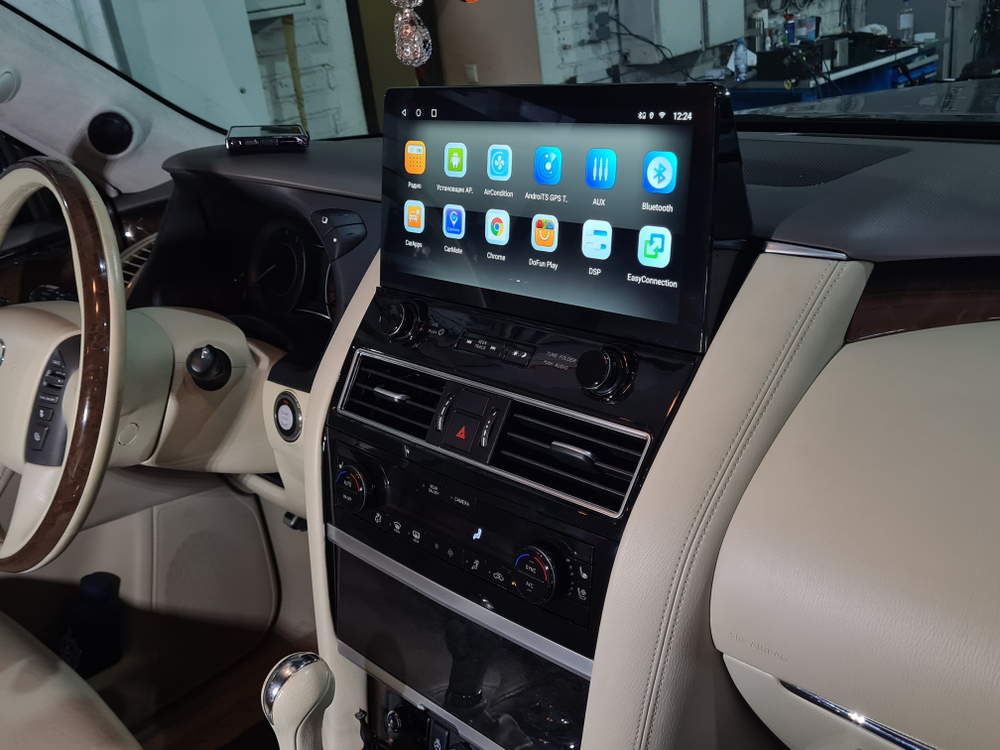Установочный комплект для INFINITY QX56 / QX80  KUBERG ZH-N1401