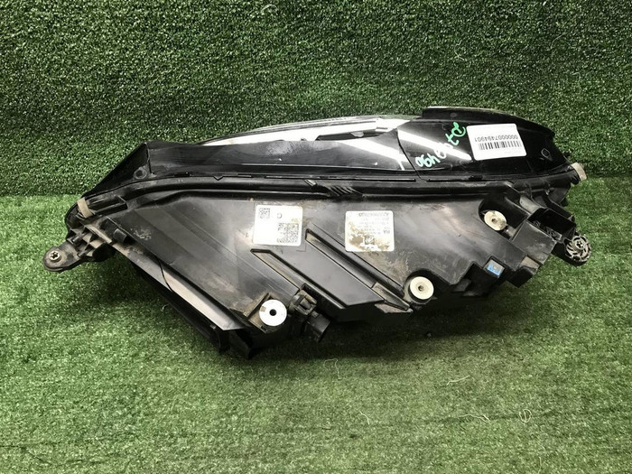 Фара правая Mercedes S W222 (17-20) Multibeam LED