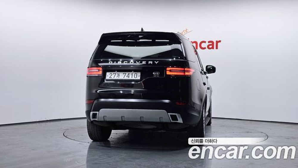 Land Rover Discovery 3.0 TD6 HSE Luxury — 2018