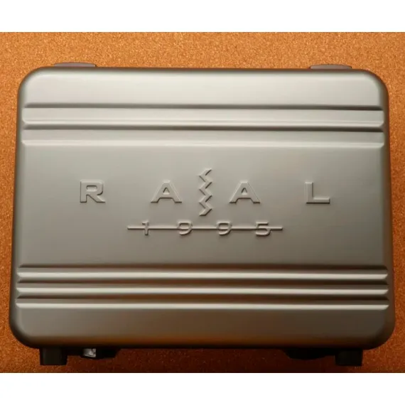 RAAL-Requisite 1995 Magna