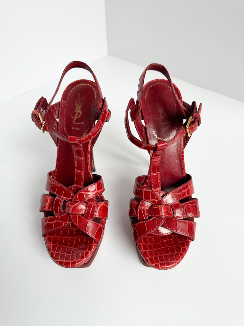 Кожаные босоножки Yves Saint Laurent, 38