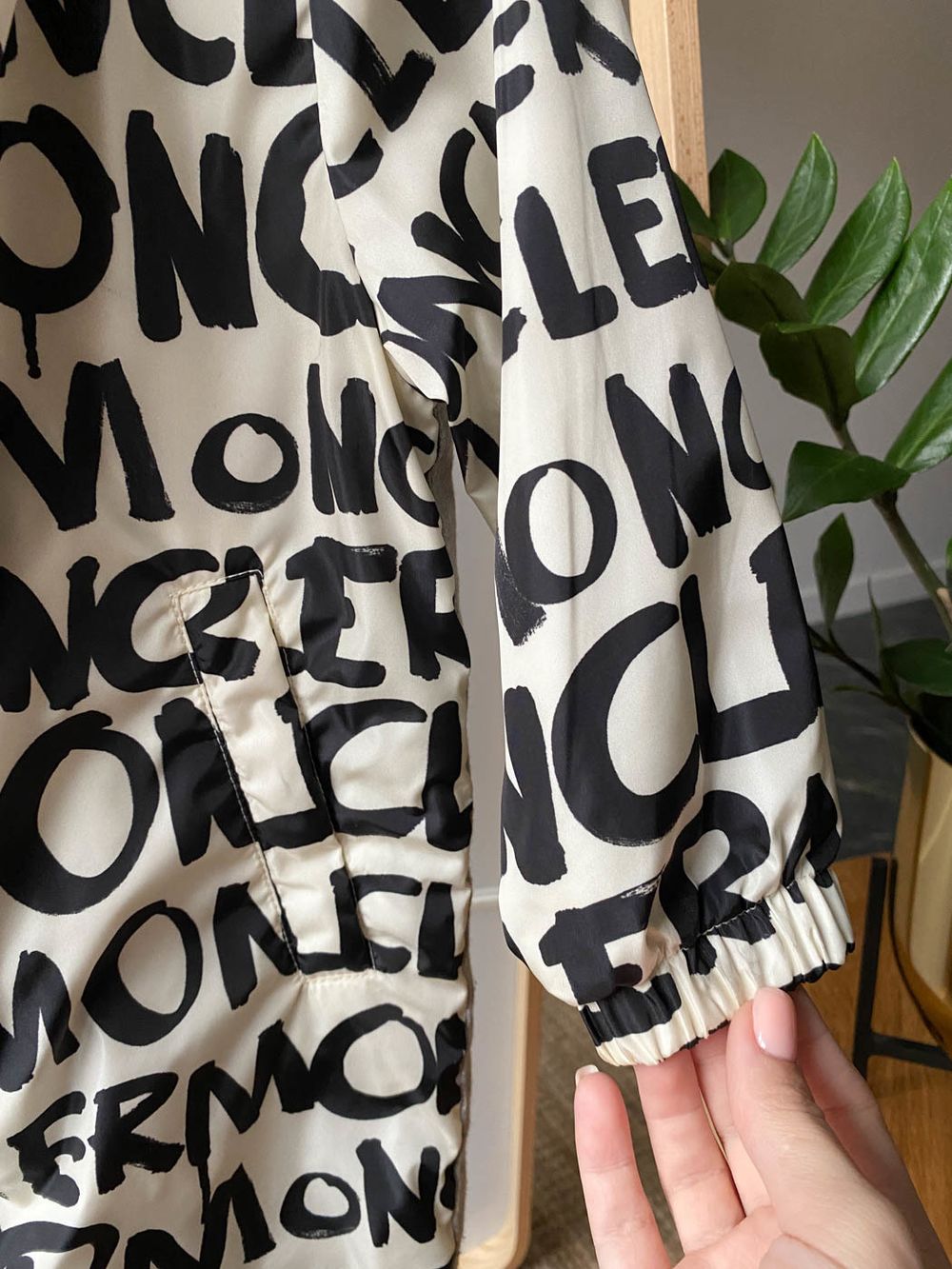 Комбинезон Moncler, 80