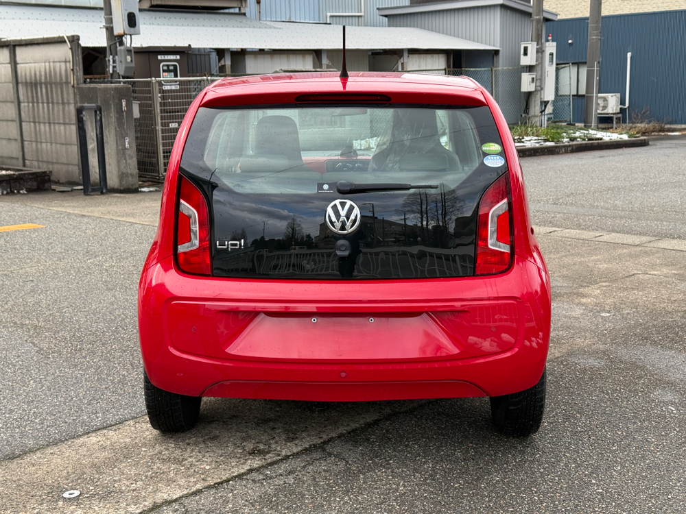 Volkswagen up!, 2013