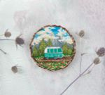 Набор для вышивания нитками Panna, Живая картина. Брошь. Путешествие на колесах, 5.5x5.5 см