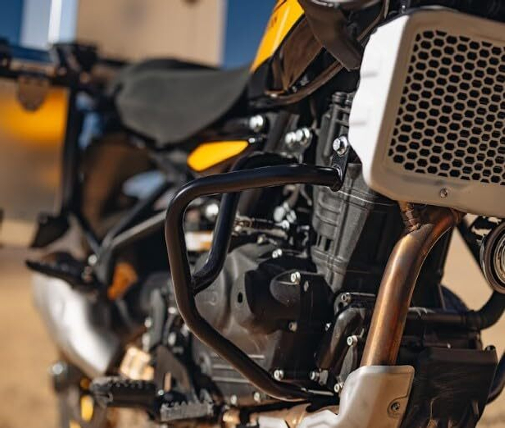 Дуги безопасности Royal Enfield, черного цвета, арт. KXA00437