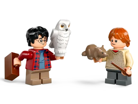 Конструктор LEGO Harry Potter 76424 Летающий Ford Anglia
