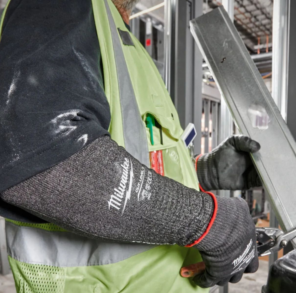 Нарукавники с защитой от порезов Cut level, 5/E, 45 см, Milwaukee 4932479937