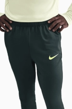 Штаны Nike Dri-FIT Strike - зеленый